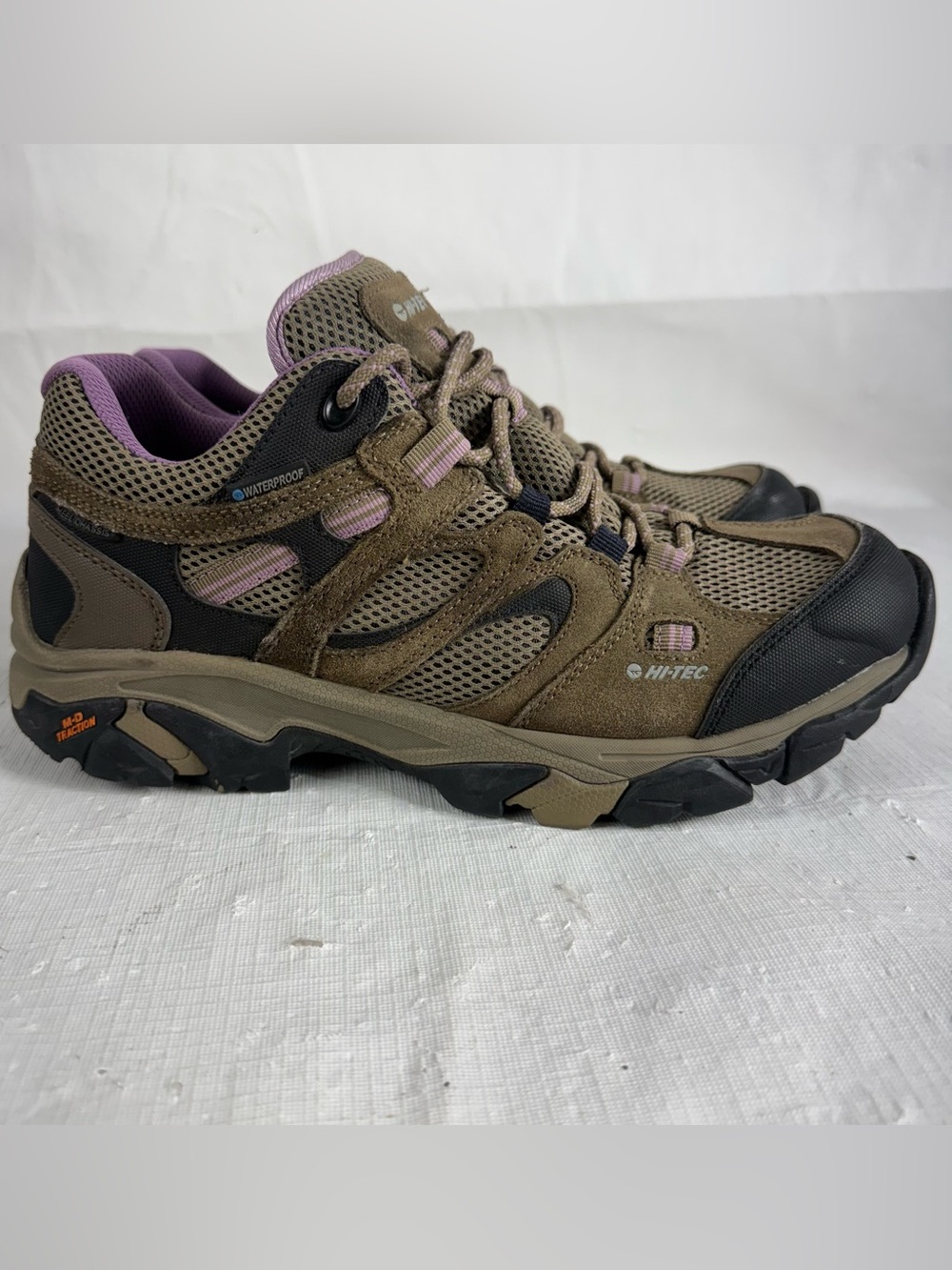 Hi-Tec Apex Shoes Womens Size 9.5 Brown Purple Leather Hiking Trail Sneakers